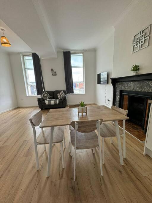 Spacious Flat In Sheffield City Center Gs304 Εξωτερικό φωτογραφία